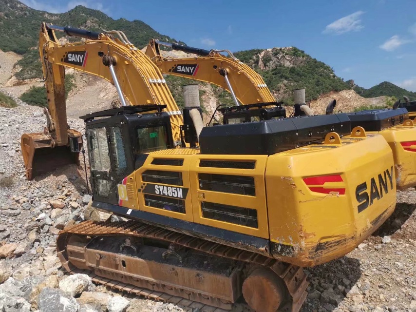 三一sy485履带式挖掘机