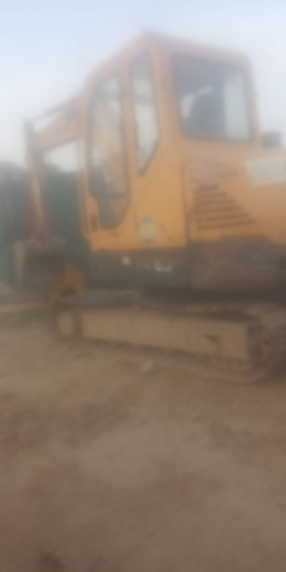 山东山重建机二手履带式挖掘机