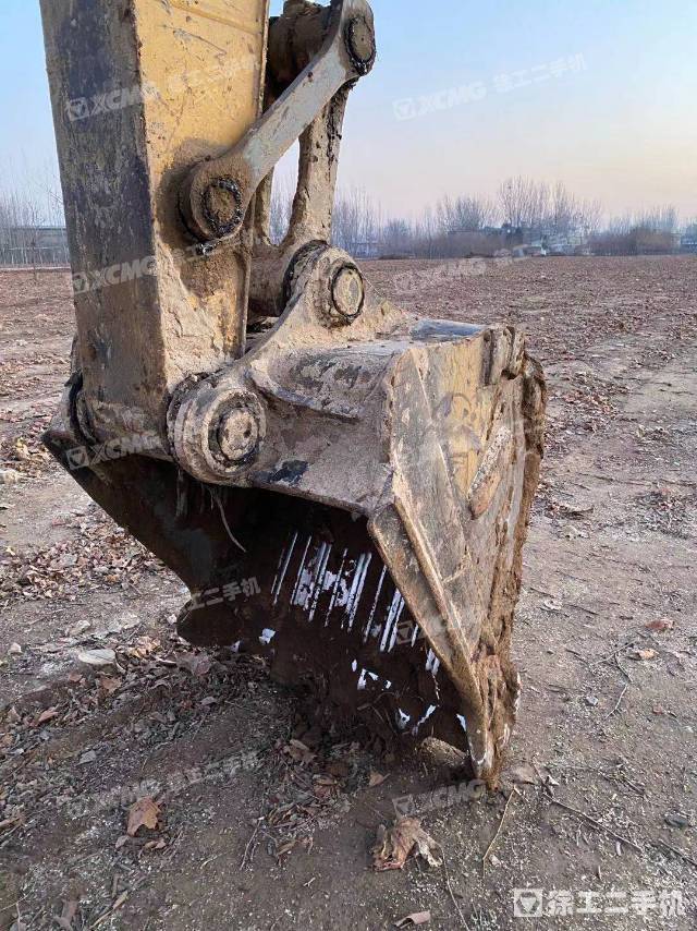 徐工XE200D履带式挖掘机
