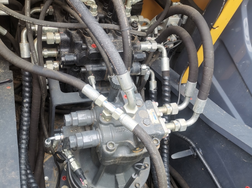 徐工XE135D履带式挖掘机