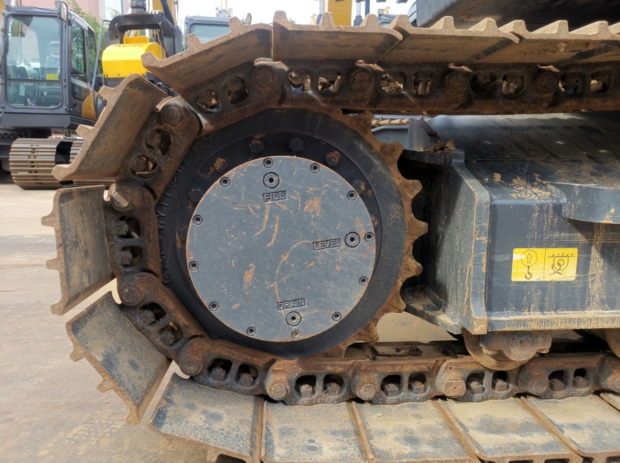 徐工XE135D履带式挖掘机