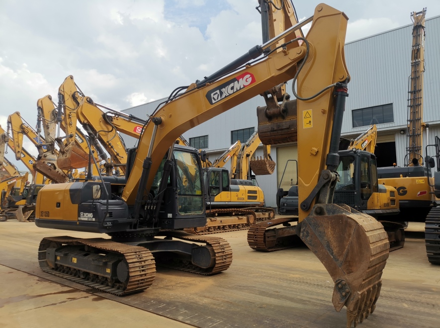 徐工XE135D履带式挖掘机