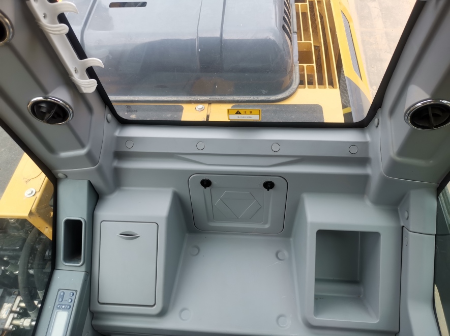 徐工XE135D履带式挖掘机