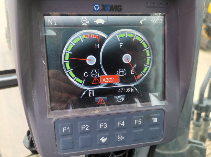 徐工XE135D履带式挖掘机