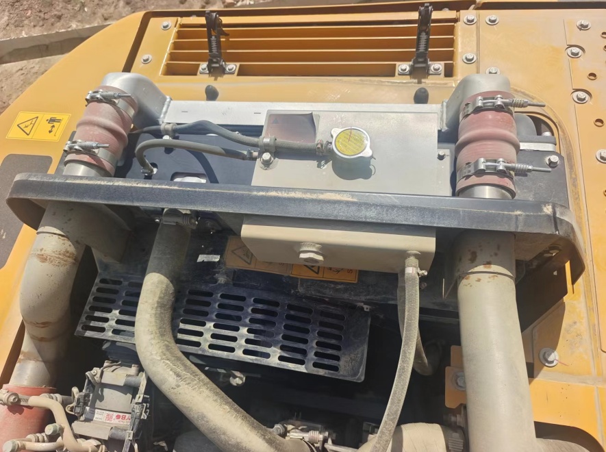 徐工XE215DA履带式挖掘机