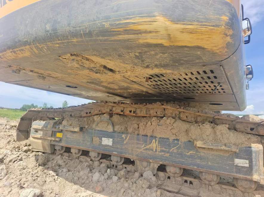 徐工XE215DA履带式挖掘机