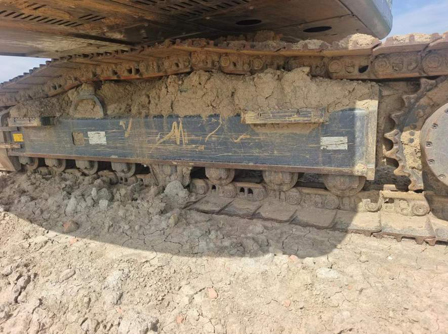 徐工XE215DA履带式挖掘机