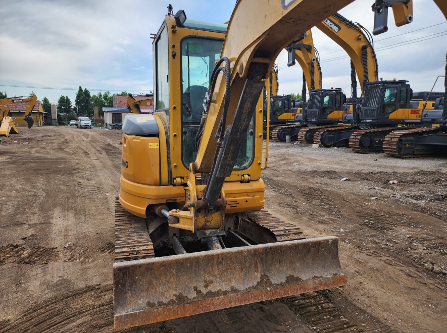 徐工XE35U履带式挖掘机