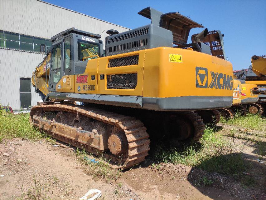 徐工XE550DK履带式挖掘机