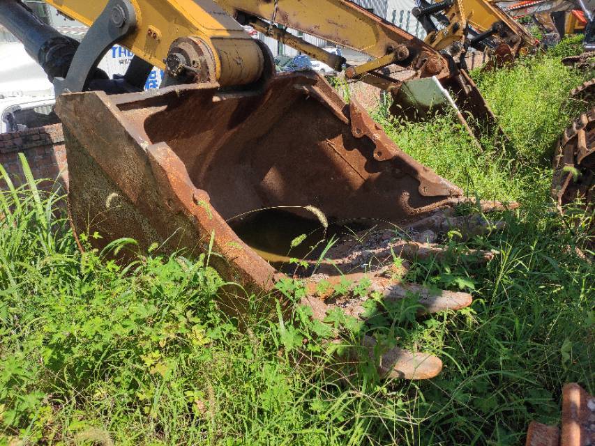 徐工XE550DK履带式挖掘机