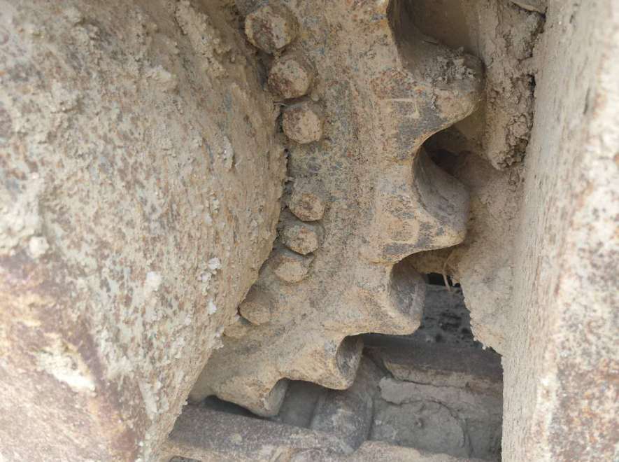 徐工XE205DA履带式挖掘机