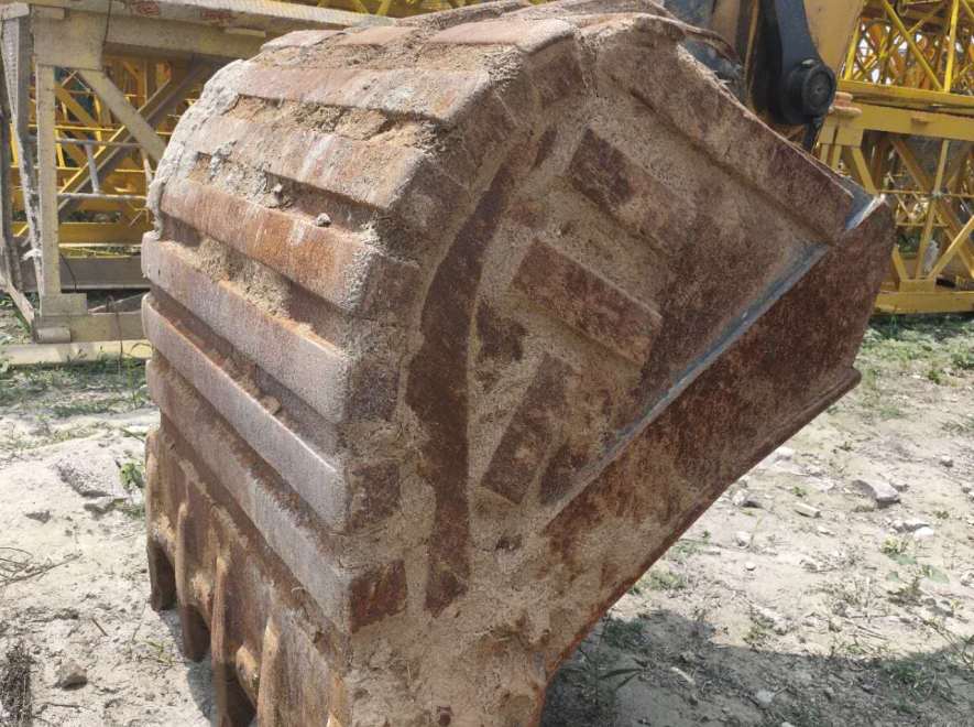 徐工XE205DA履带式挖掘机