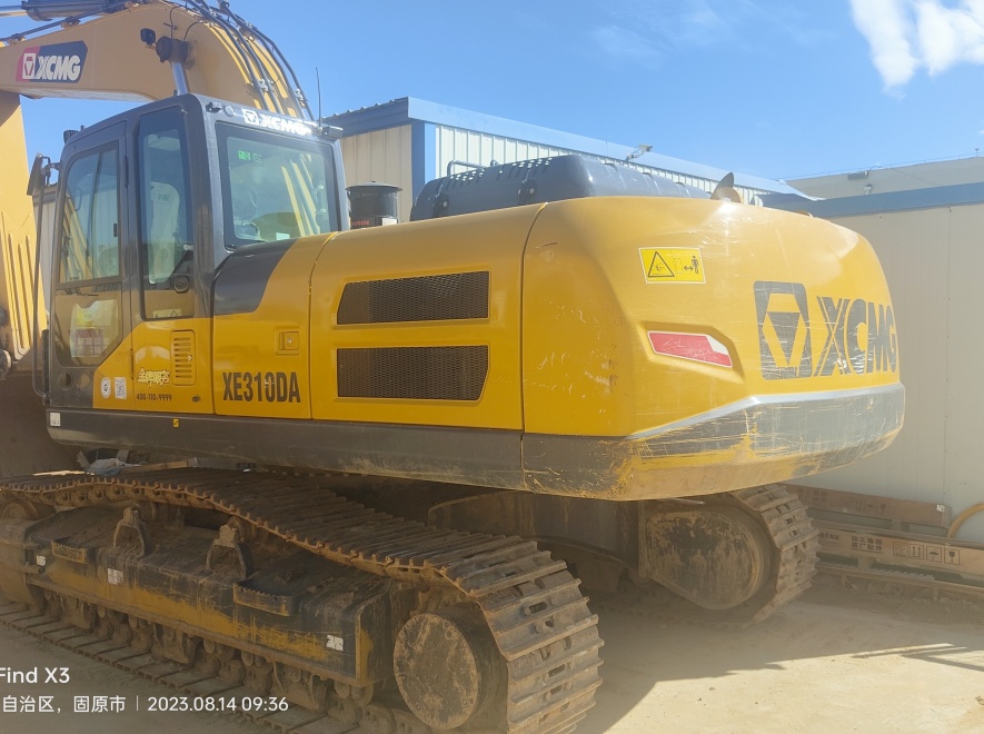 徐工XE310DA履带式挖掘机