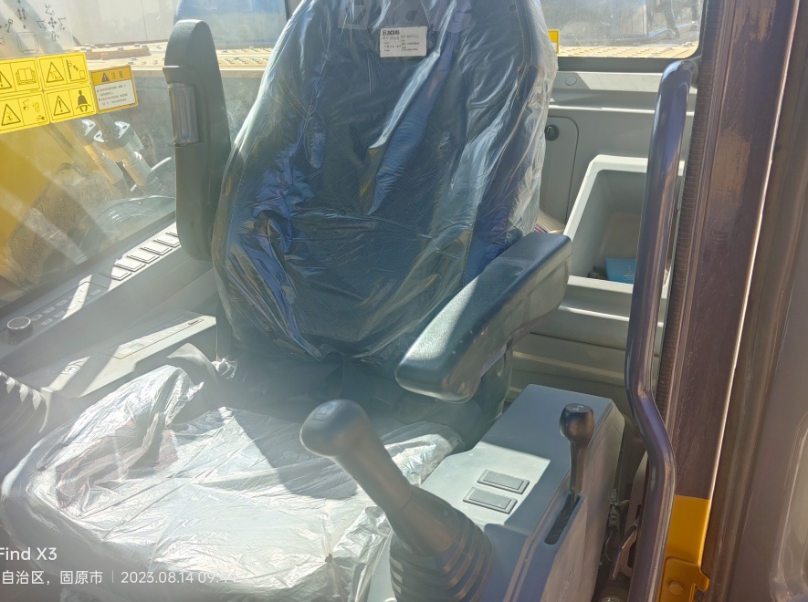 徐工XE310DA履带式挖掘机