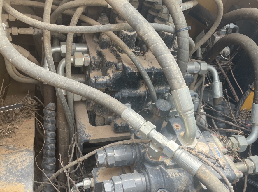 徐工XE135D履带式挖掘机