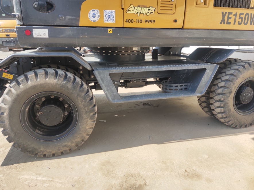 徐工XE150WD轮式挖掘机