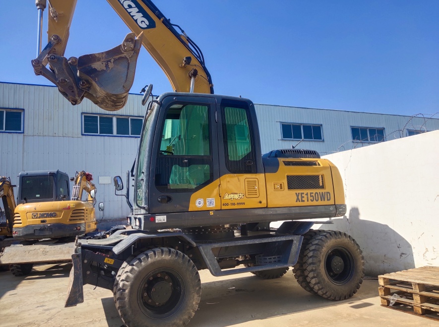 徐工XE150WD轮式挖掘机