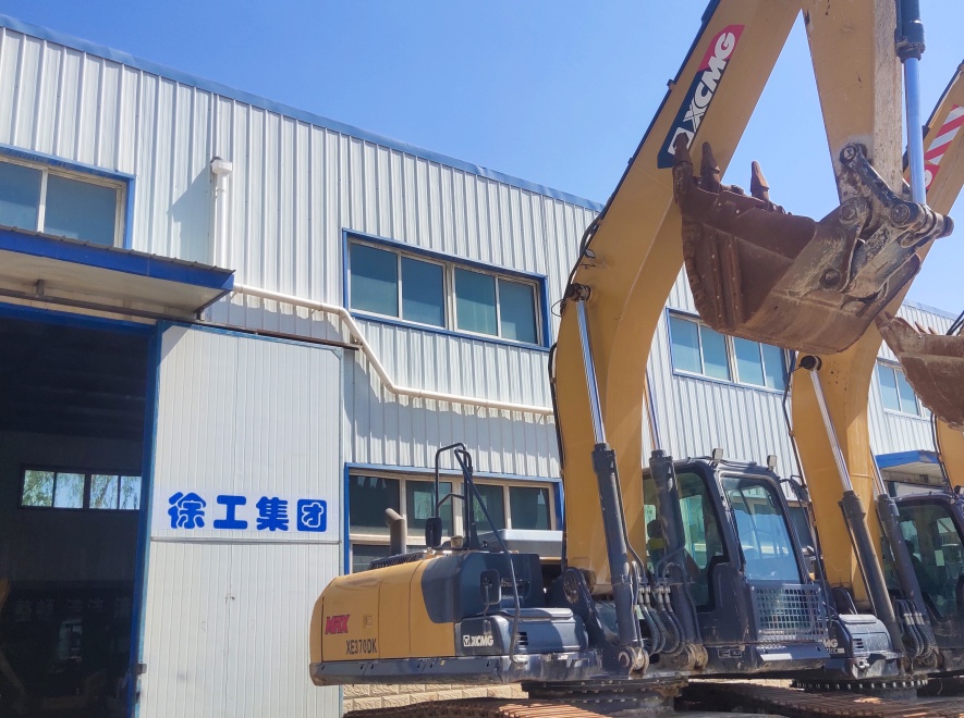 徐工XE335DK履带式挖掘机