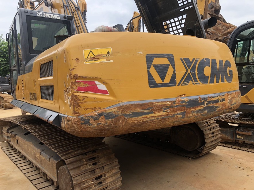 徐工XE245DK履带式挖掘机