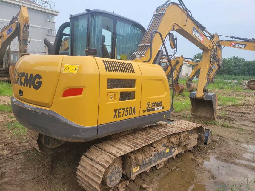 徐工XE75DA履带式挖掘机