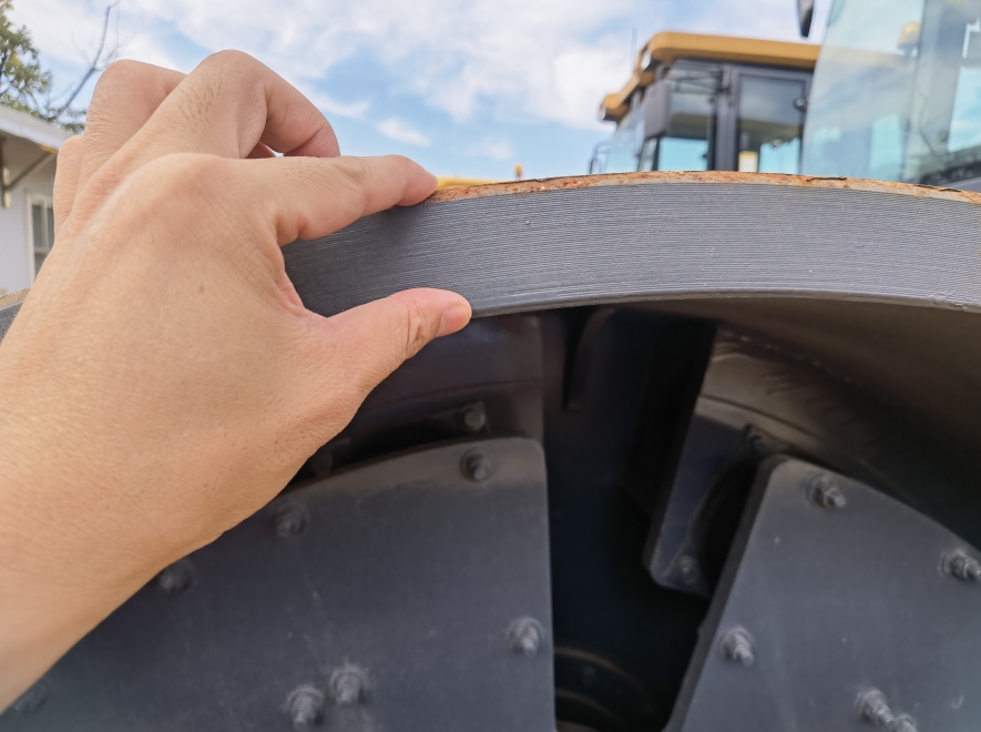 徐工XS303S单钢轮压路机(30吨)