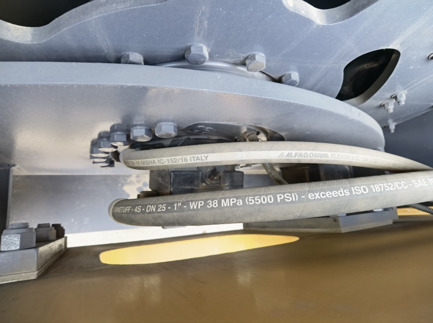 徐工XS303S单钢轮压路机(30吨)