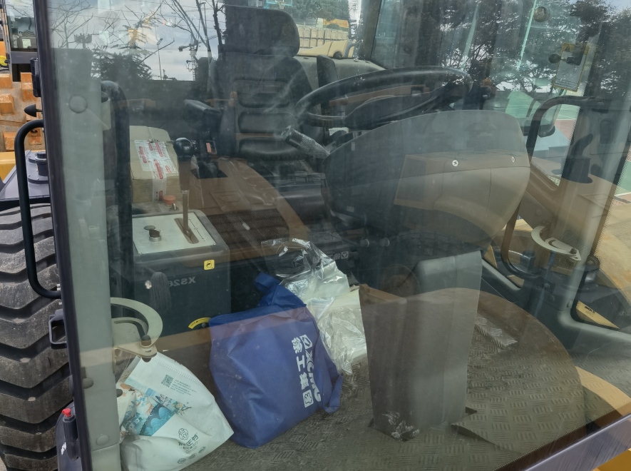 徐工XS303S单钢轮压路机(30吨)