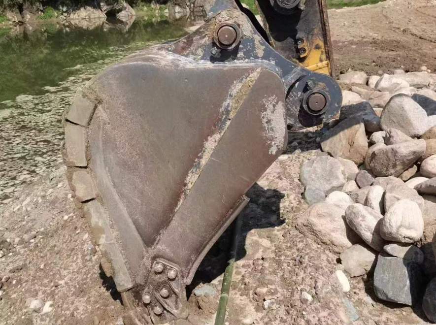 徐工XE200DA履带式挖掘机