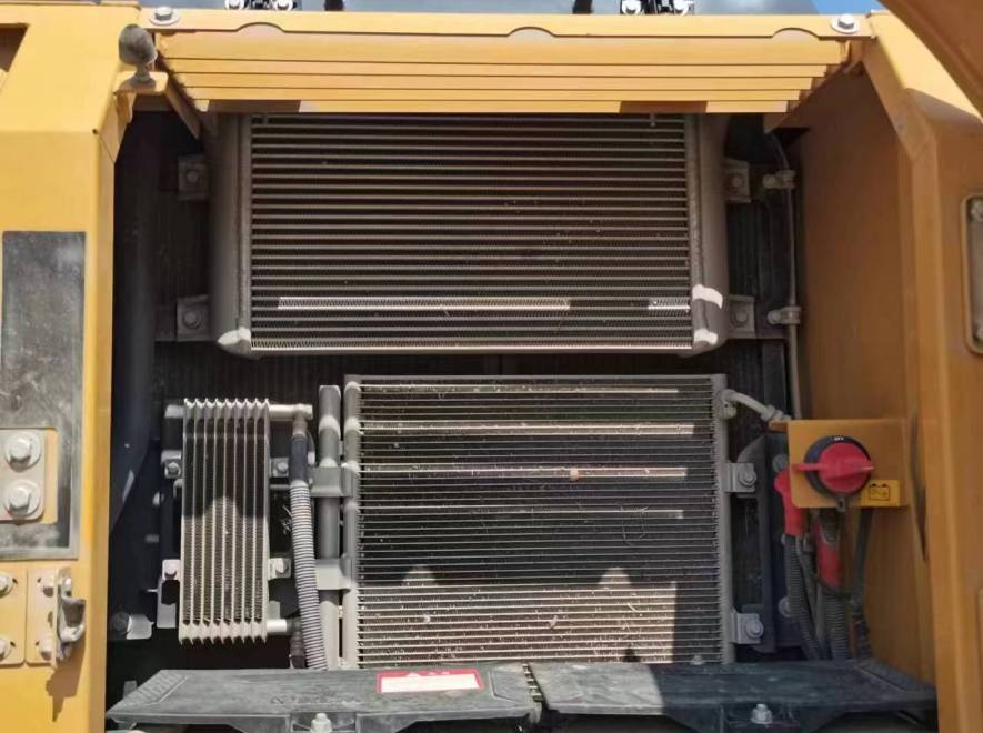 徐工XE200DA履带式挖掘机