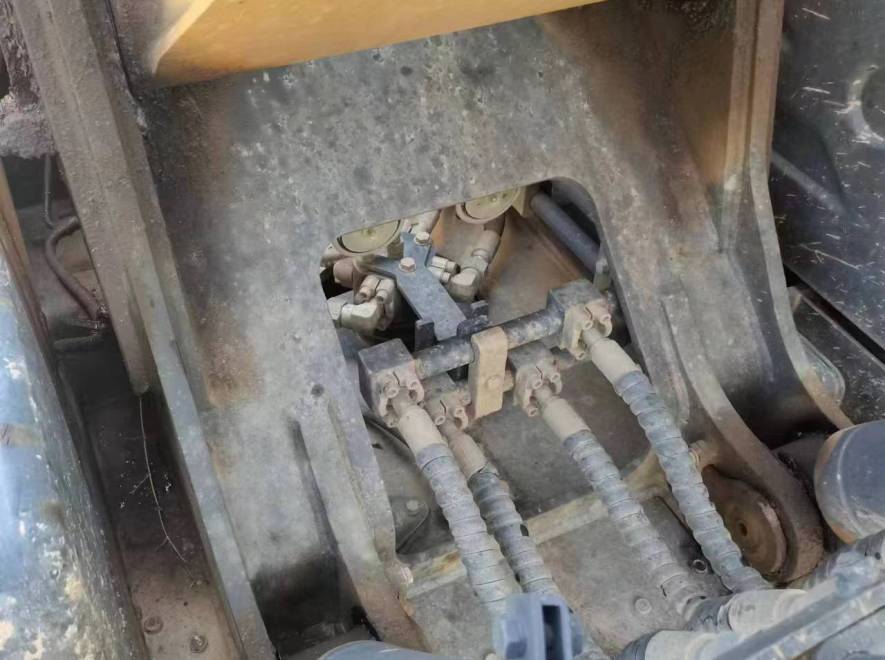 徐工XE200DA履带式挖掘机