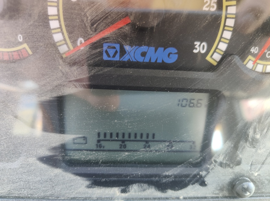 徐工LW330FV轮式装载机