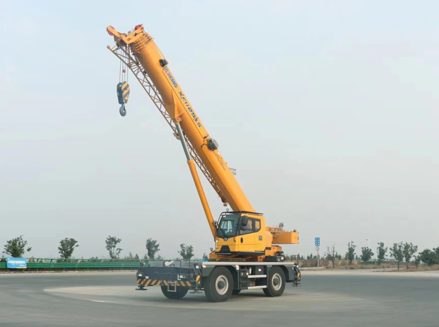 徐工XCR25L5越野轮胎起重机