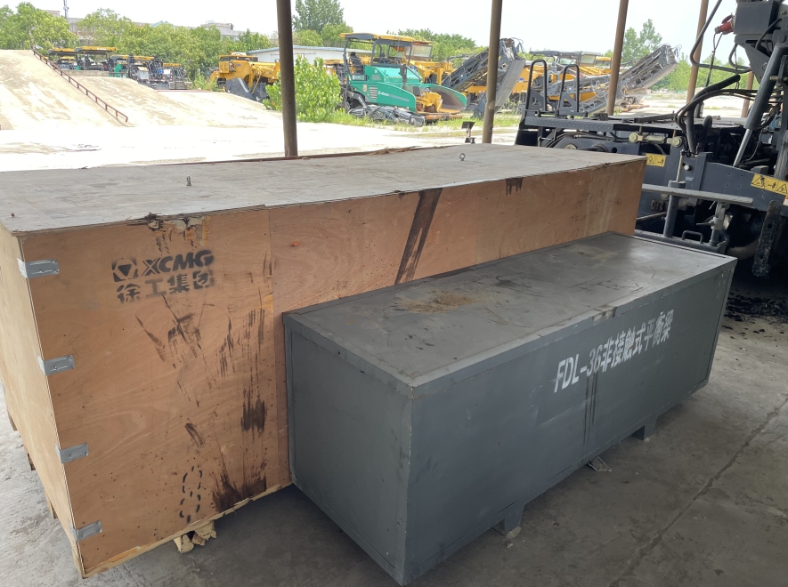 徐工RP903摊铺机