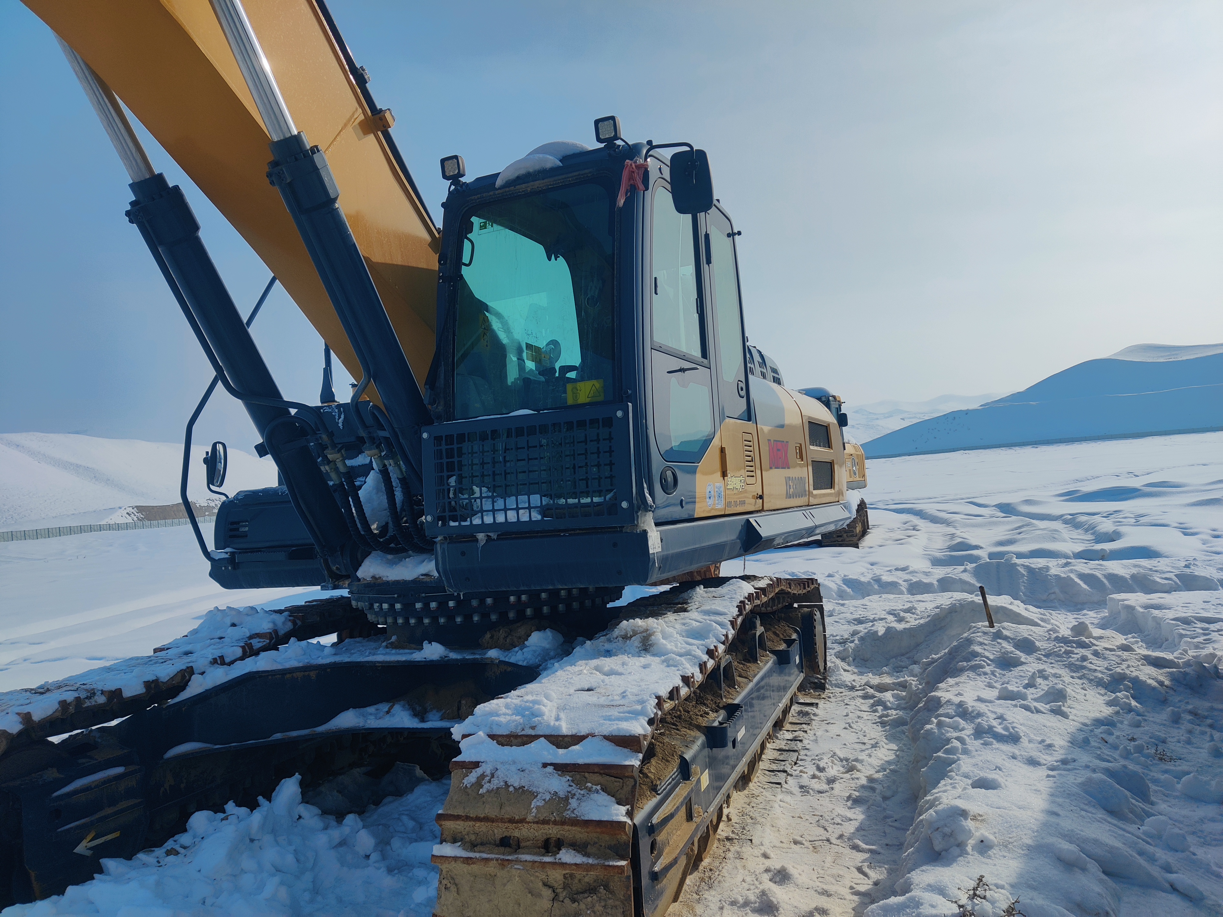 江苏徐工二手履带式挖掘机