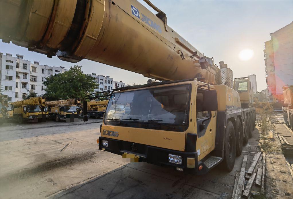 徐工qay300起重机