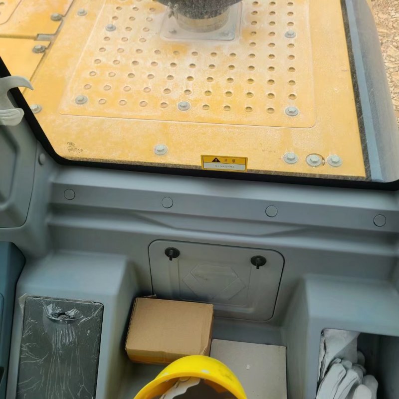 徐工XE370D履带式挖掘机
