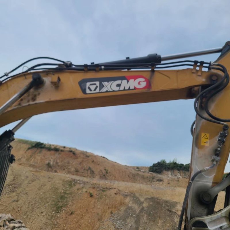 徐工XE490DK履带式挖掘机