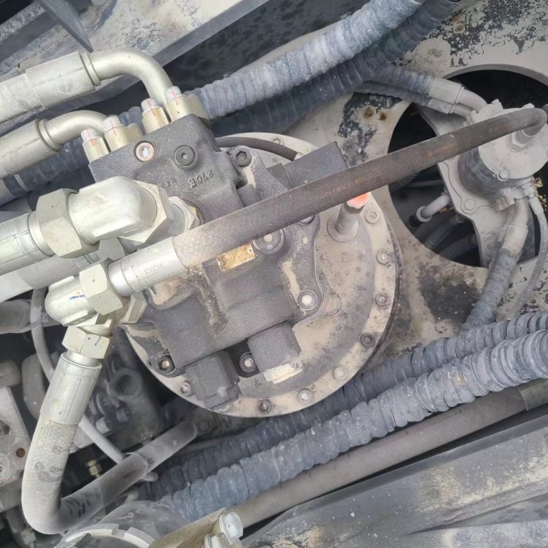 徐工XE490DK履带式挖掘机