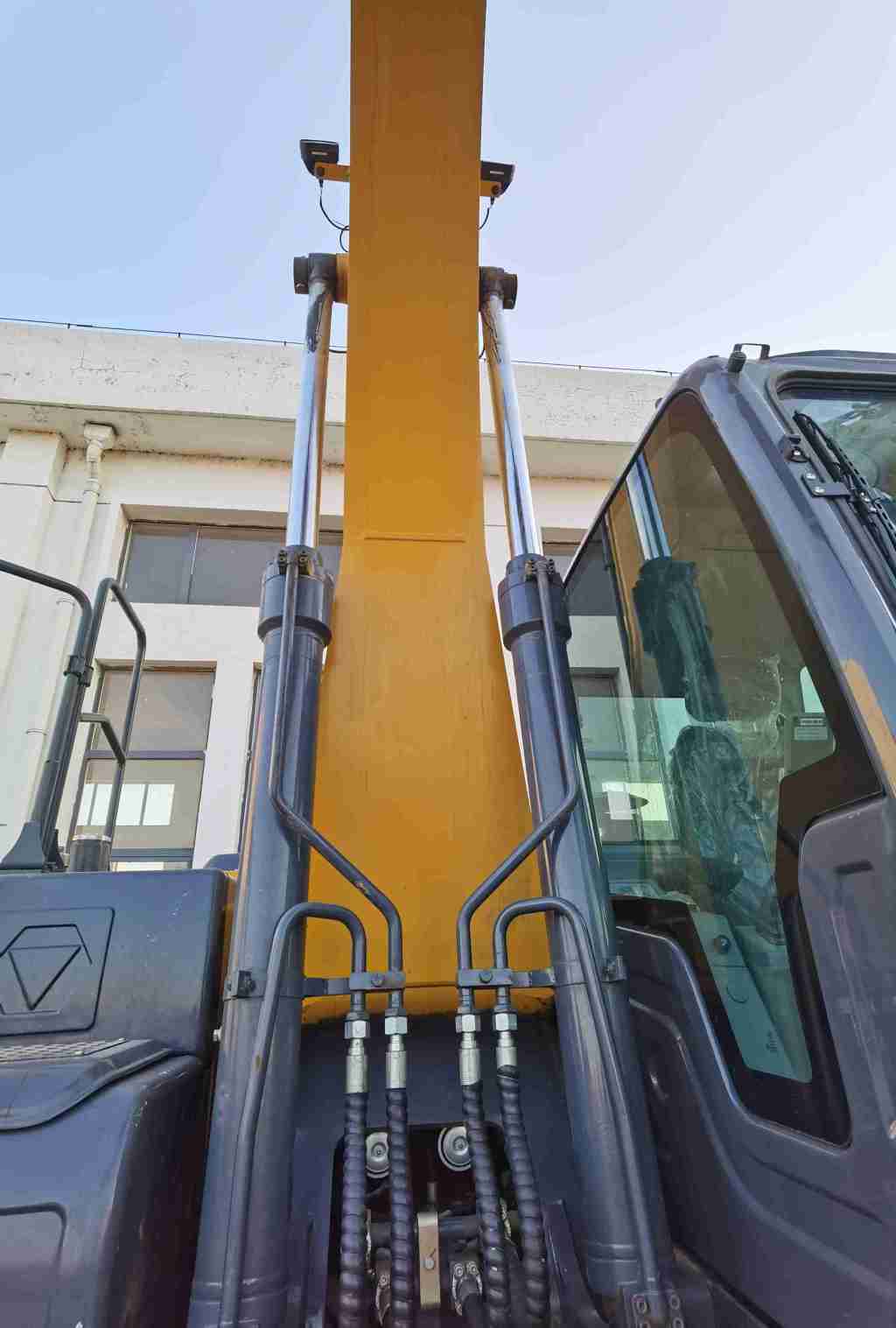 徐工xe200d履带式挖掘机,江苏省徐州市二手徐工xe200d出售信息-徐工