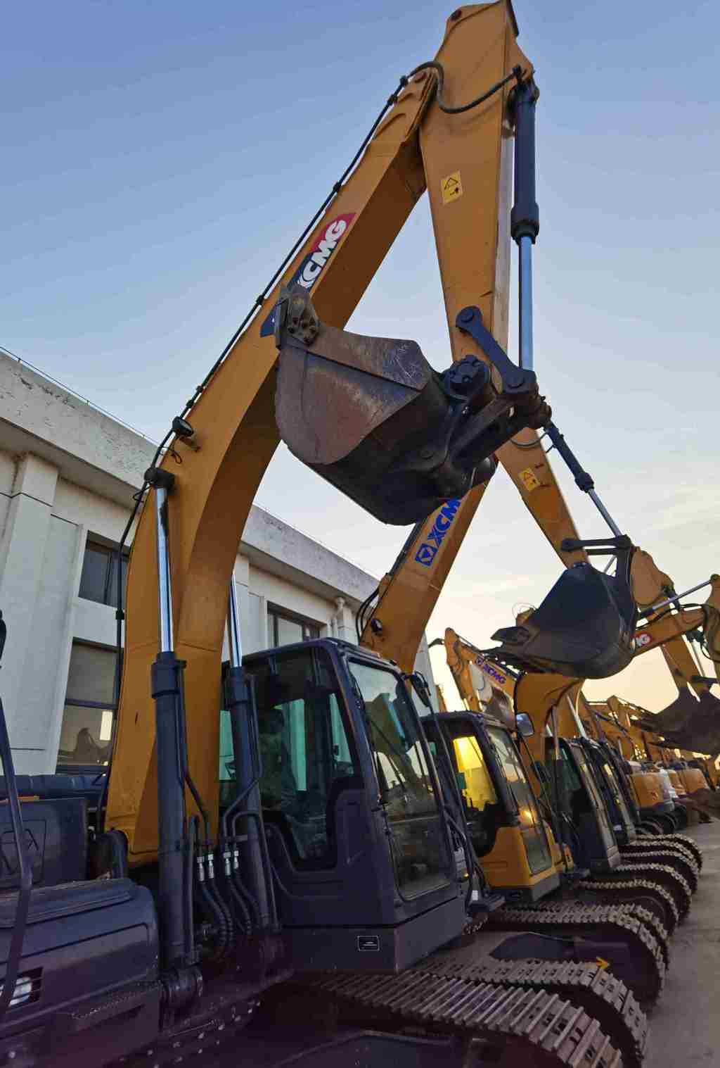 徐工xe200d履带式挖掘机,江苏省徐州市二手徐工xe200d出售信息-徐工